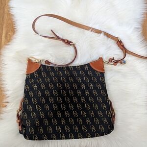 Dooney And Bourke Gretta Hobo Thin Signature Print Black